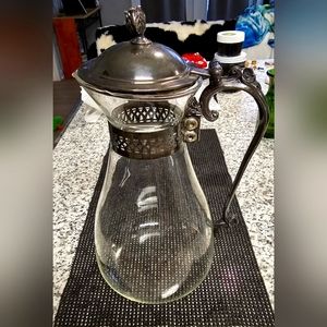 English 20th Century Glass Decanter with Silver Lid, Neck and Handle